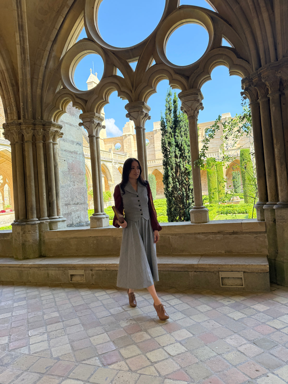 Academia Karorock Grau/Burgunderrot