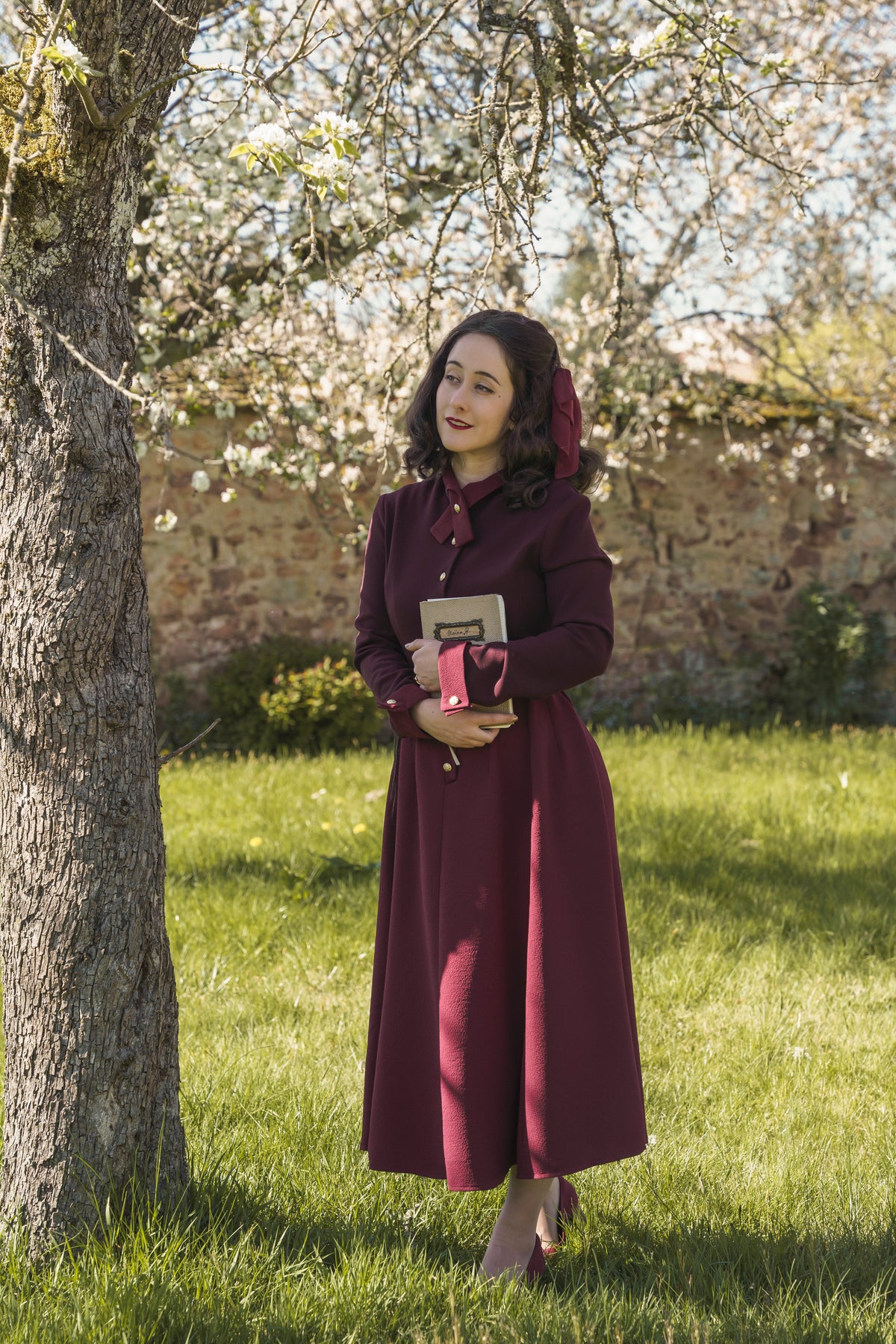 robe mia bordeaux rétro année 50 ceinture incluse élégance intemporelle polyester made in france maille fine milano 